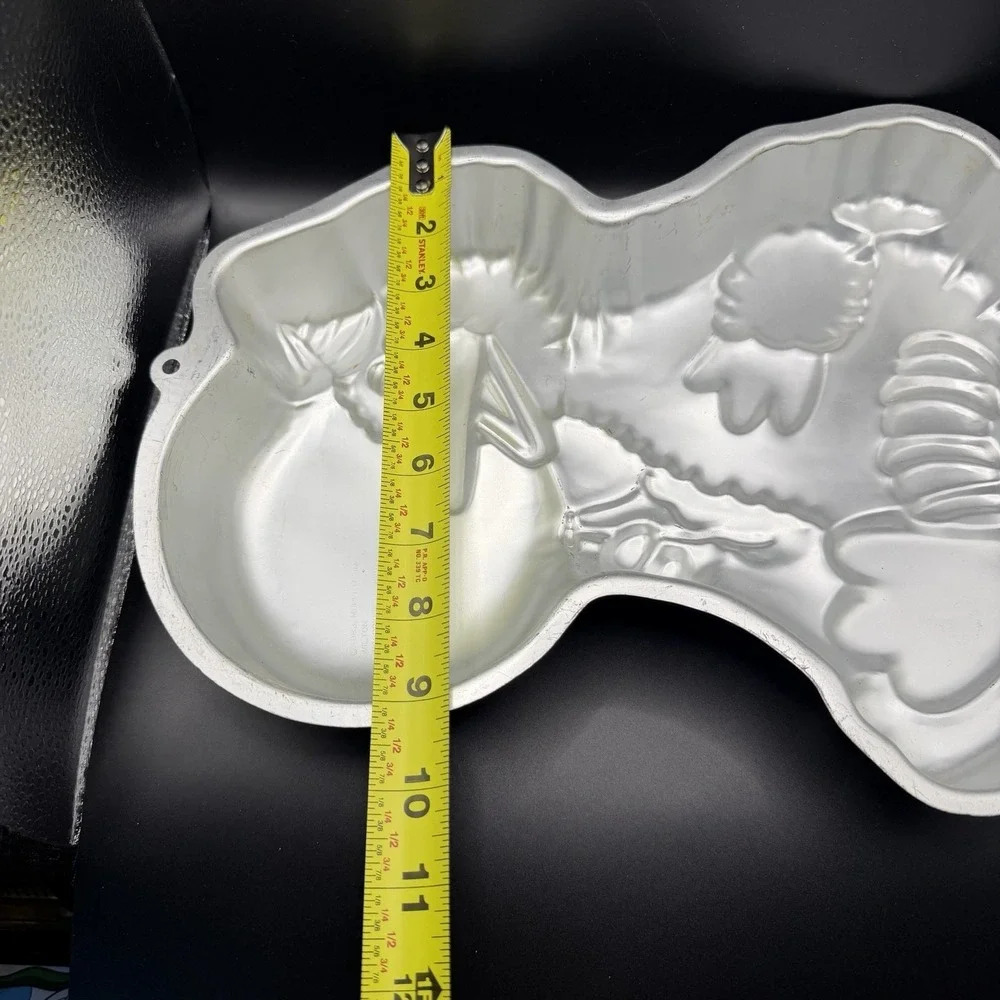 Wilton this pan